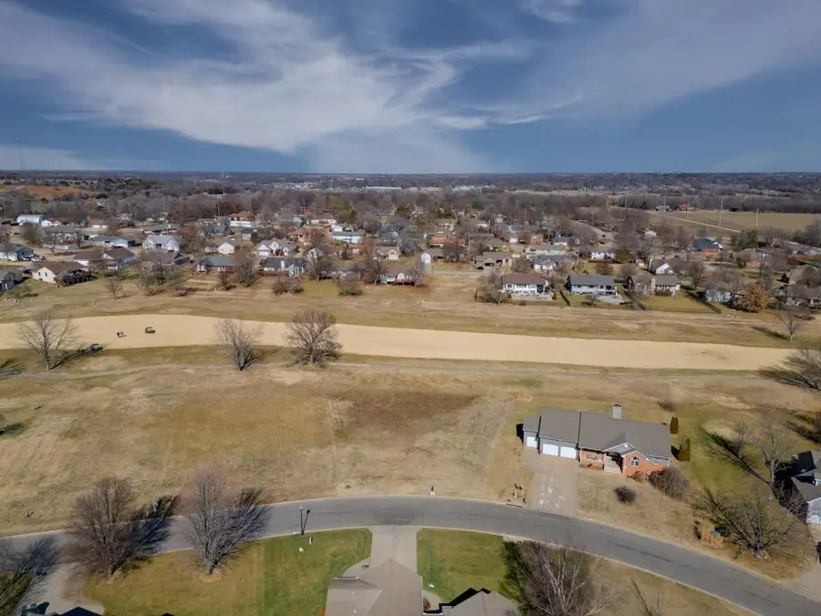 624 Quail Nest Rd, Winfield, KS 67156 - #3