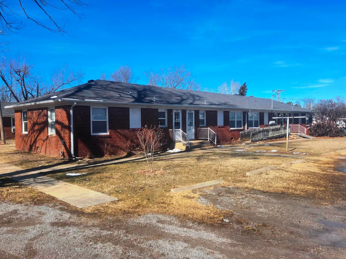 429 SE 11th, Newton, KS 67114 - #1