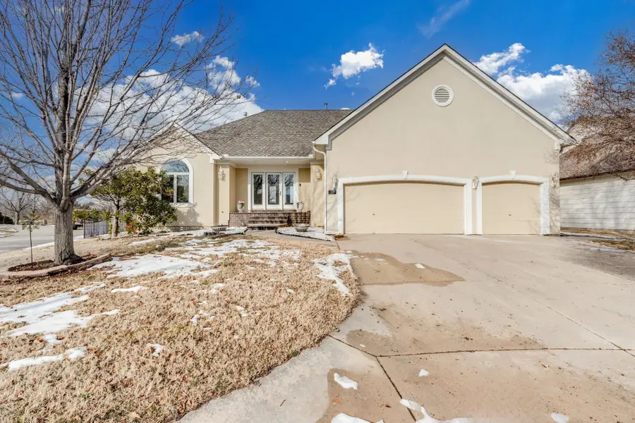 8229 E Oxford Ct, Wichita, KS 67226 - #2