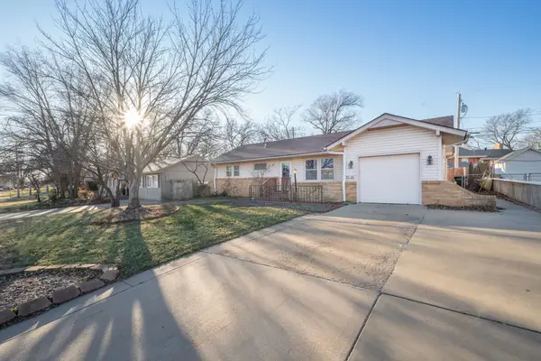 1717 State St, Augusta, KS 67010