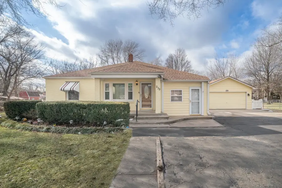 239 N Tyler Rd, Wichita, KS 67212 - #2