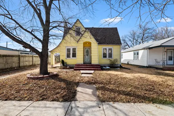 833 S Poplar St, Wichita, KS 67211