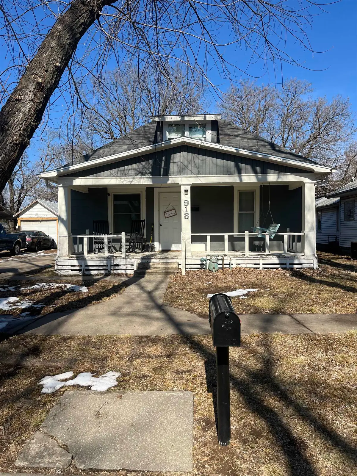 918 E 15th Ave, Winfield, KS 67156 - #1