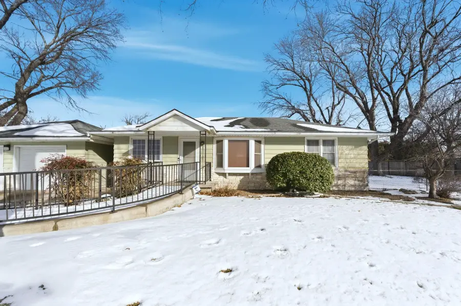 804 W 32nd St N, Wichita, KS 67204 - #3