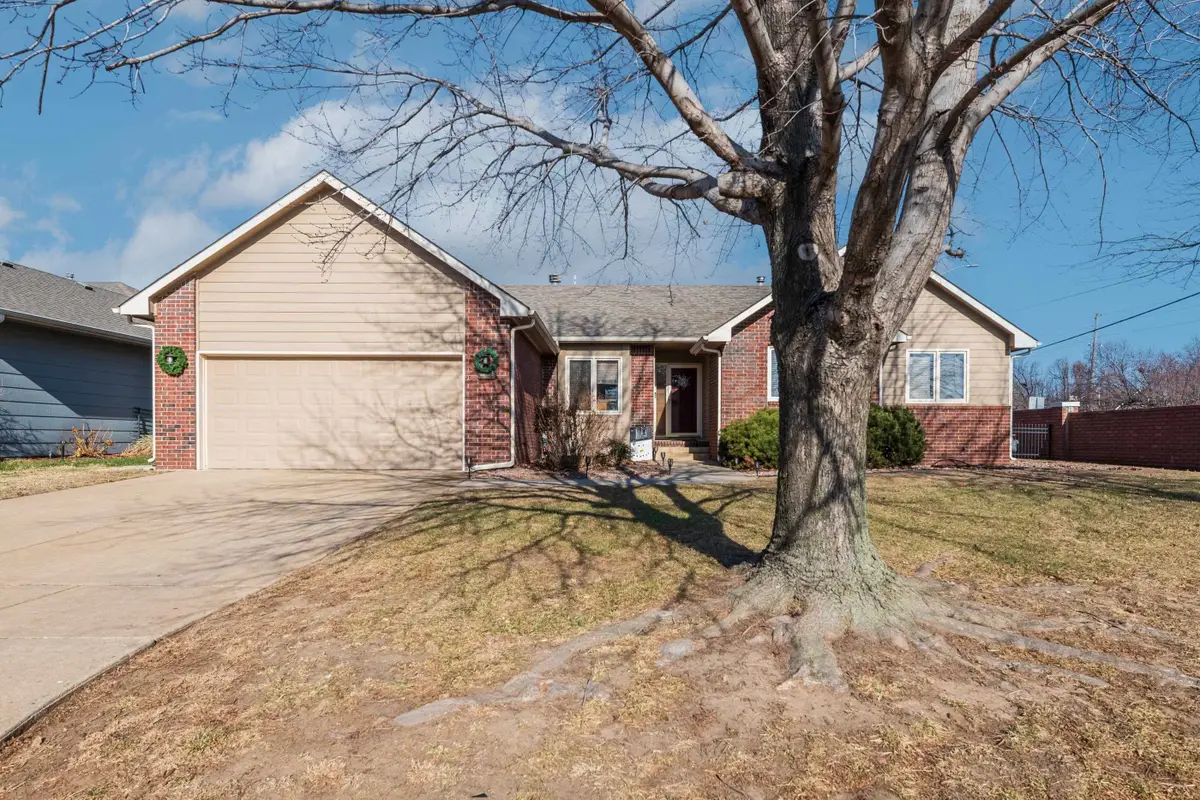 10402 W Westport St, Wichita, KS 67212 - #1
