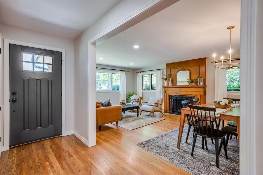 304 S Courtleigh Drive, Wichita, KS 67218 - #3