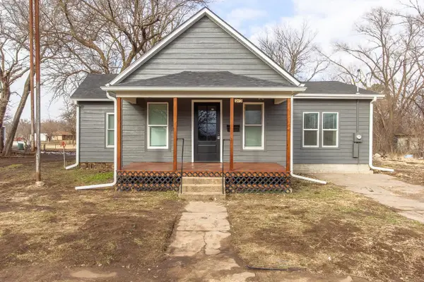 212 W Anderson St, Brookville, KS 67425