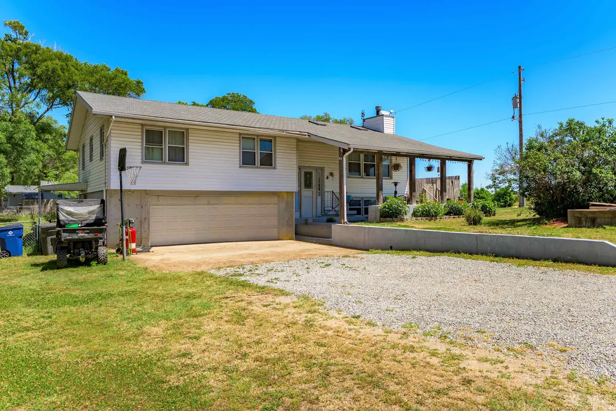 1403 N Webb Rd, Mulvane, KS 67110 - #1