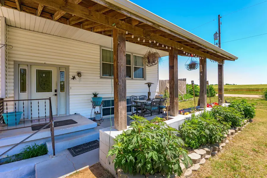 1403 N Webb Rd, Mulvane, KS 67110 - #2