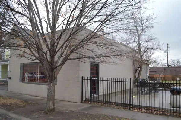 223 N Mathewson Ave, Wichita, KS 67214