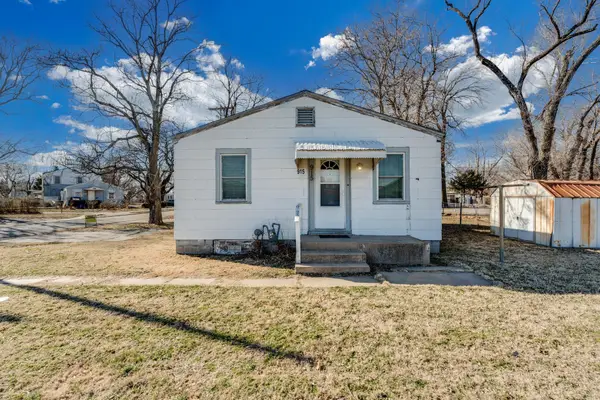 915 S Oliver, Wichita, KS 67218