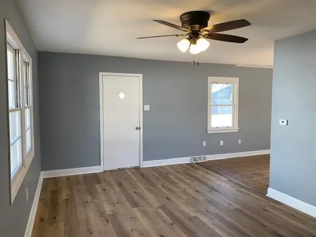 222 Mackenzie Ave, Minneapolis, KS 67467 - #3