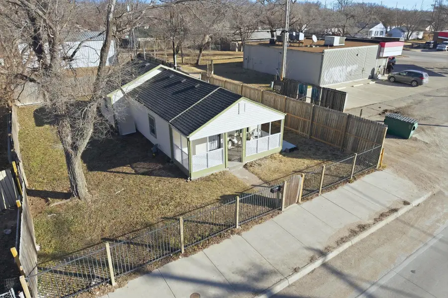 910 E Mount Vernon Rd, Wichita, KS 67211 - #2