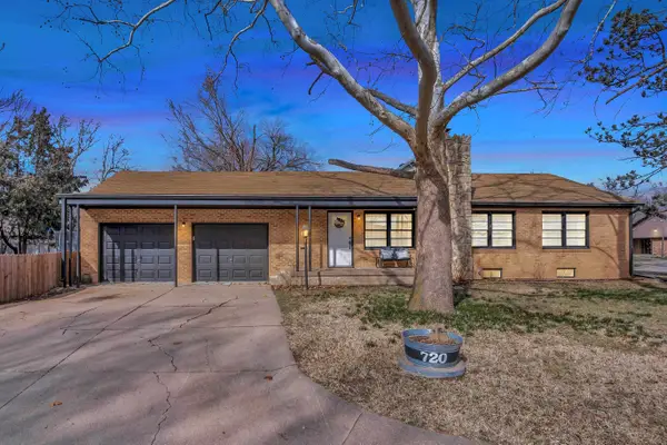 720 E 6th, Newton, KS 67114