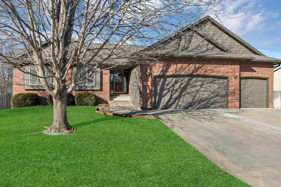 3327 N Lake Ridge Ct, Wichita, KS 67205 - #2