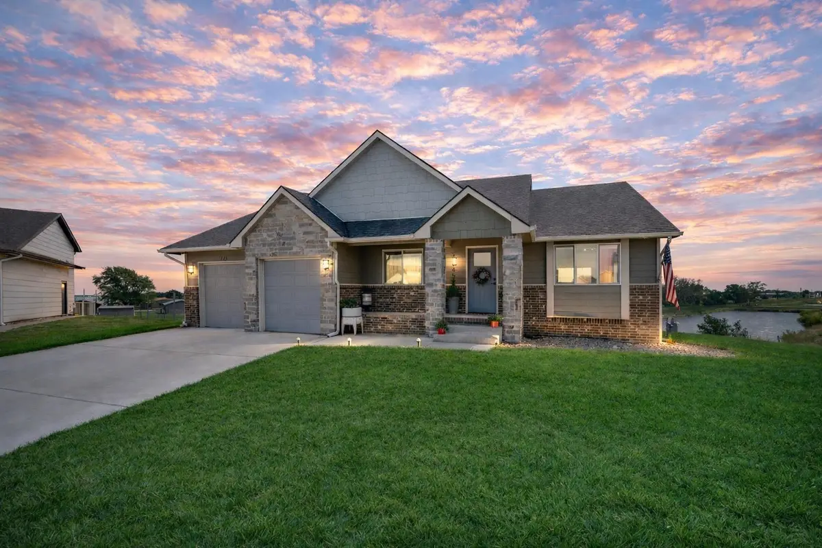 145 E Poplar Cir, Goddard, KS 67052 - #1