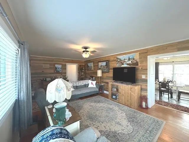 802 N Jennings Ave, Anthony, KS 67003 - #3