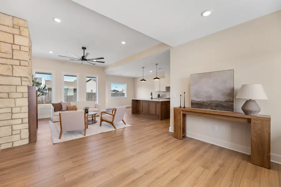 107 N Oxford Ave, Bentley, KS 67016 - #3