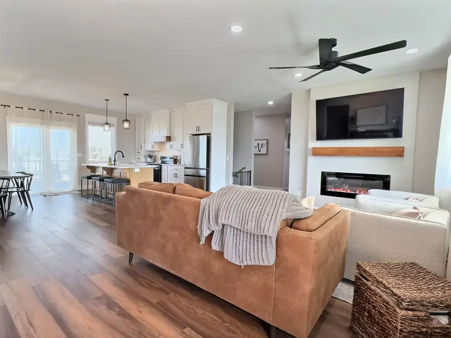 7000 E Pheasant Ridge St, Wichita, KS 67226 - #3