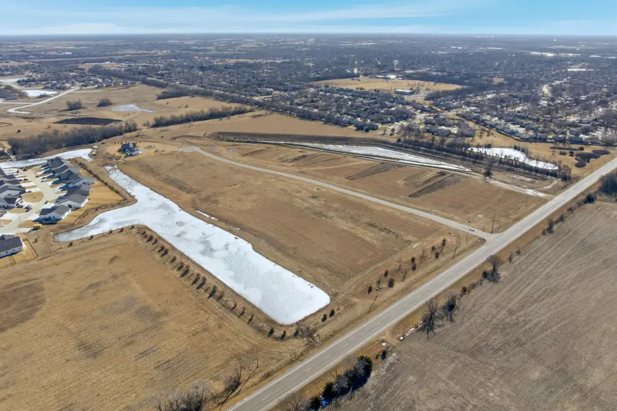 5140 Prairie Ct N, Bel Aire, KS 67220 - #2