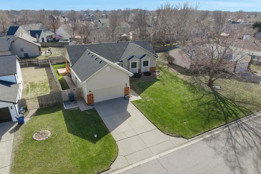 9905 W Westlawn Cir, Wichita, KS 67212 - #3