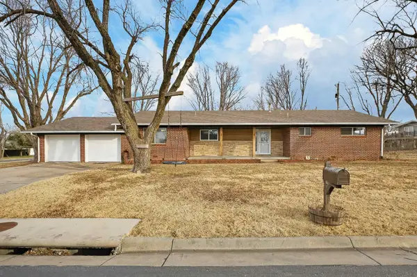 2754 W 3rd Ave, El Dorado, KS 67042