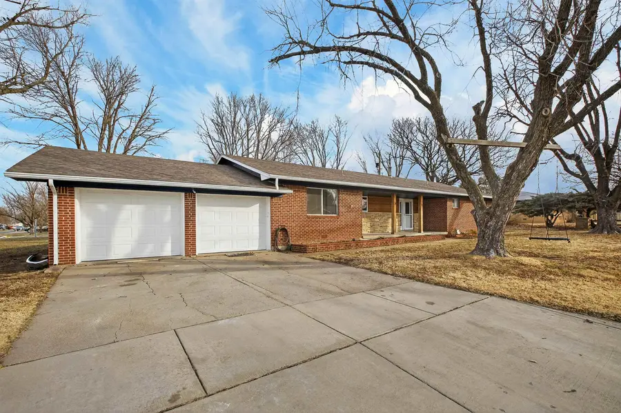 2754 W 3rd Ave, El Dorado, KS 67042 - #3