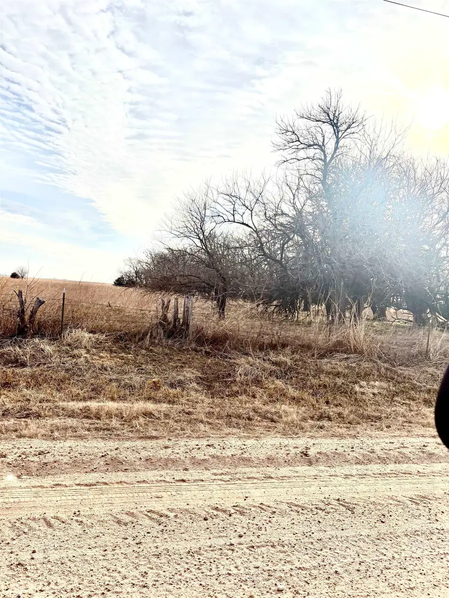 W 117th St N X 119th St. N, Eagle, KS 67016-0148 - #3