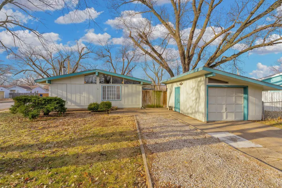 7820 W School St, Wichita, KS 67212 - #3