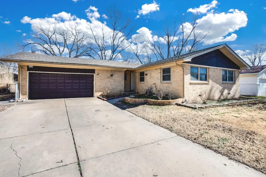 720 N Crestline St, Wichita, KS 67212 - #3