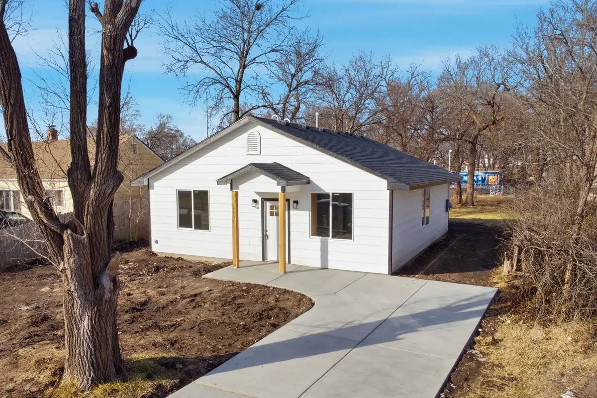 2267 N Kansas St, Wichita, KS 67219 - #1