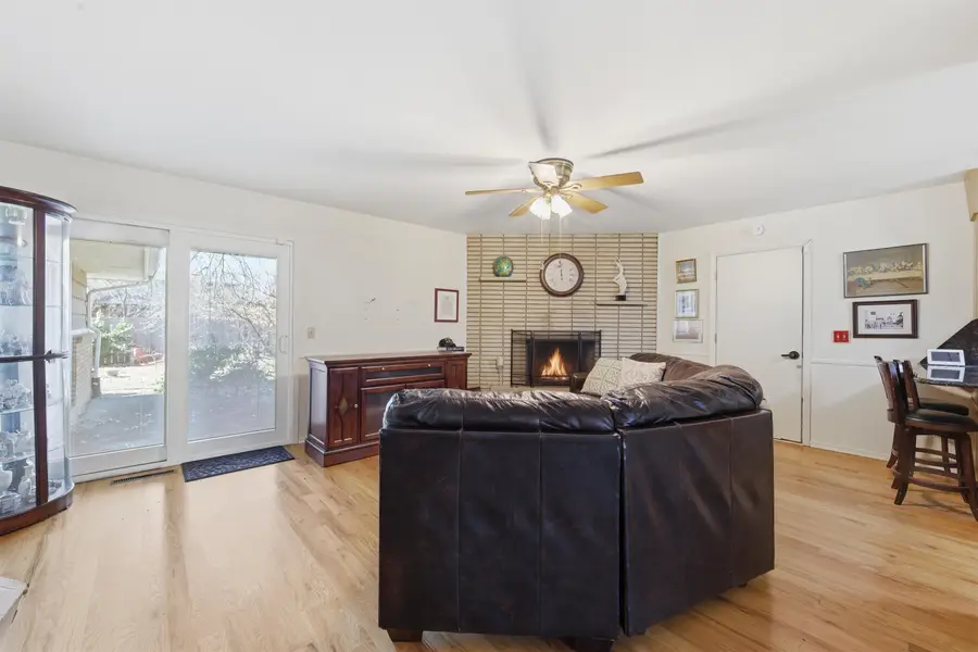 341 N Whitfield St, Wichita, KS 67206 - #2