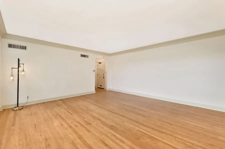 115 S Rutan Ave 7e, Wichita, KS 67218 - #3