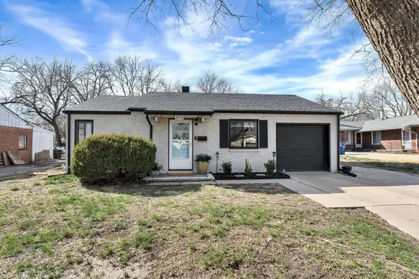 2045 N Woodland Ave, Wichita, KS 67203