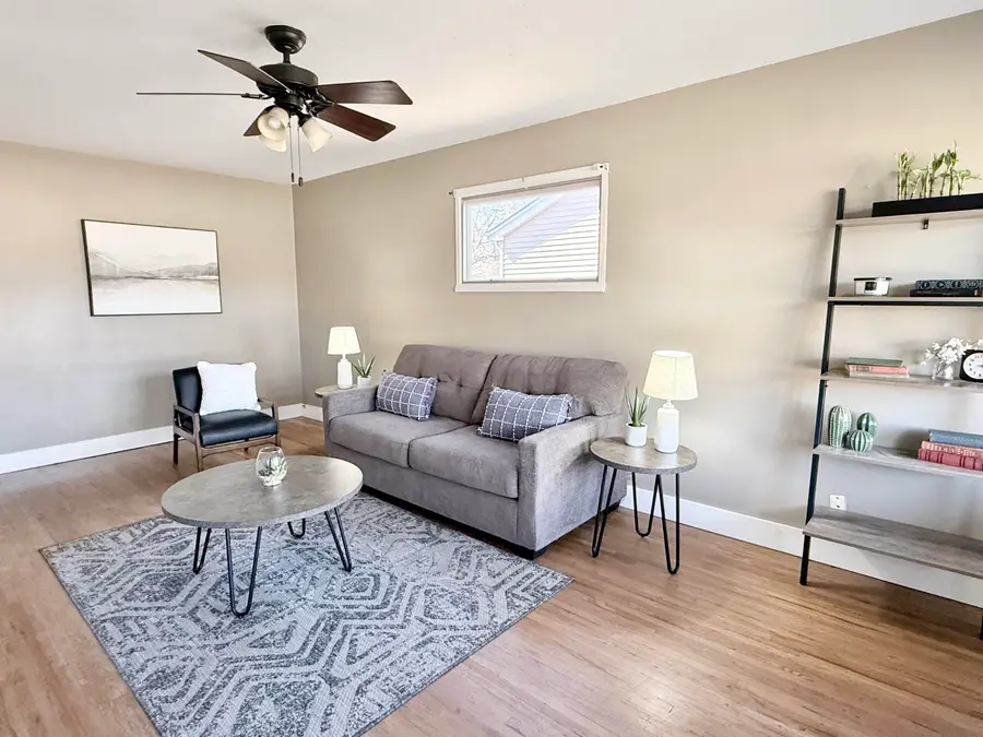 3709 W 8th St N, Wichita, KS 67203 - #2