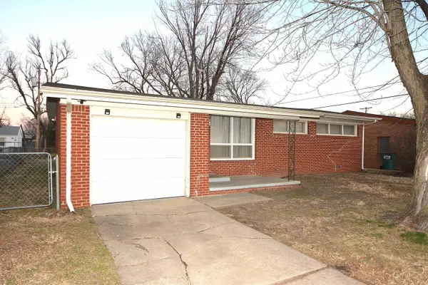 2136 S Euclid Ave, Wichita, KS 67213