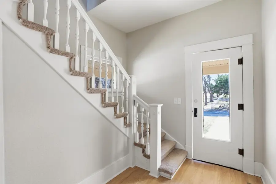 604 W Spring Ave, Conway Springs, KS 67031 - #3