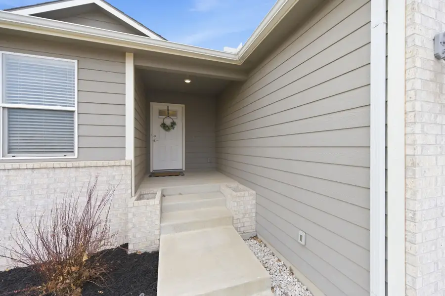 1104 E Park Glen, Clearwater, KS 67026 - #2