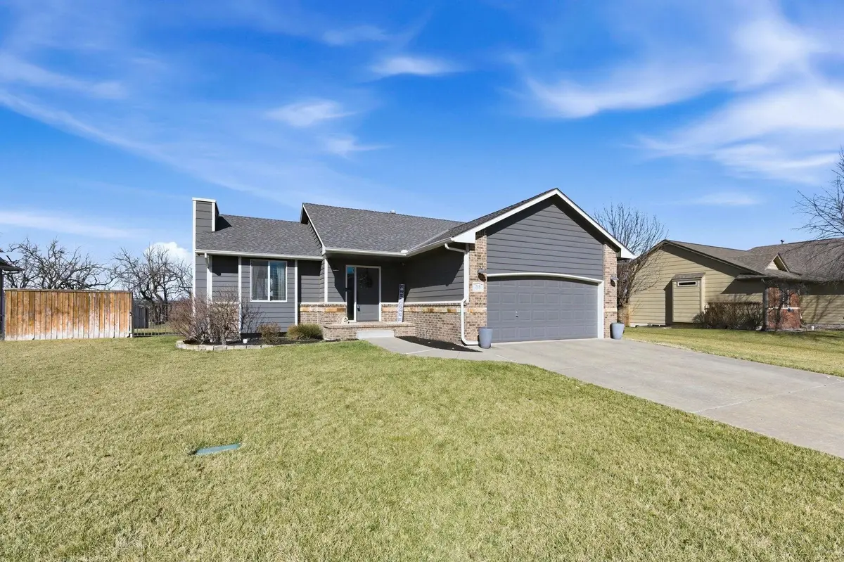 218 W Meadowsweet Ct, Andover, KS 67002 - #1