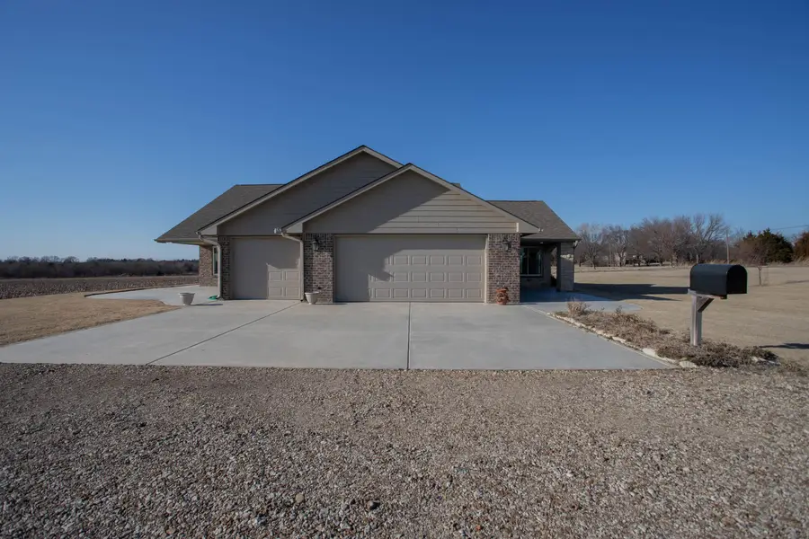 13181 75th Rd, Winfield, KS 67156 - #3