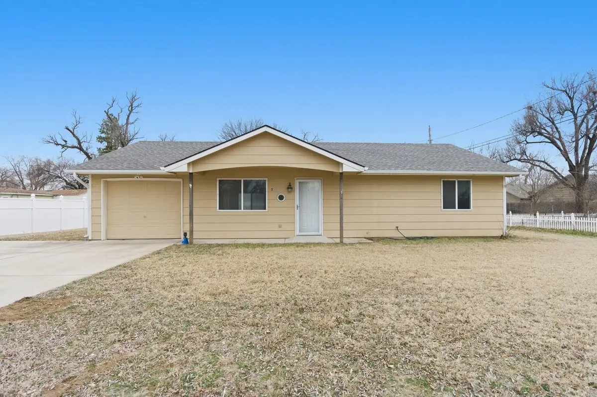 5001 W Newell Ave, Wichita, KS 67212-2334 - #1