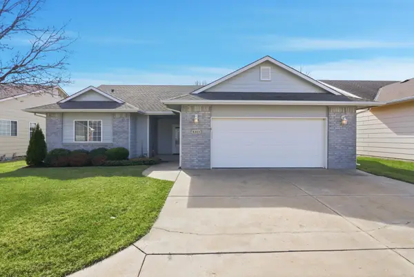 8303 W 15th St N, Wichita, KS 67212