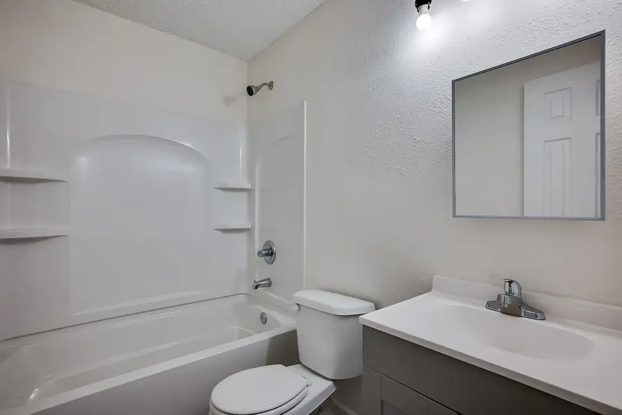 7023 W Newell St, Wichita, KS 67212 - #3