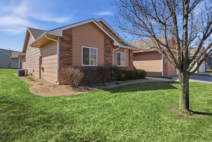 13109 W Hunters View St, Wichita, KS 67235 - #2