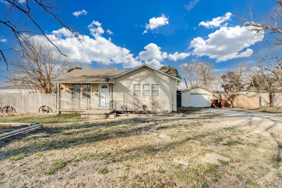 918 W 51st St S, Wichita, KS 67217 - #2