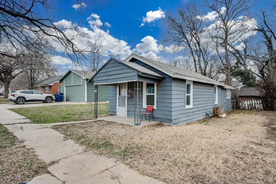 1230 Osage St, Augusta, KS 67010 - #3