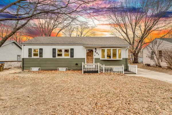 441 N 9th St, Towanda, KS 67144-8800