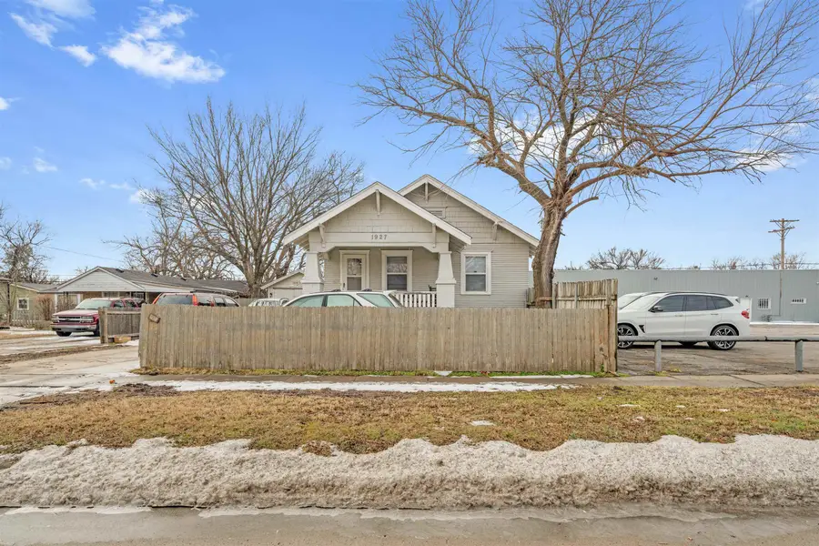 1927 W Mccormick Ave, Wichita, KS 67213 - #2