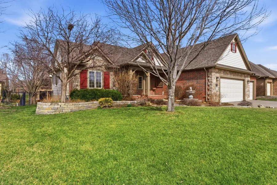 2533 N Loch Lomond Ct, Wichita, KS 67228 - #2