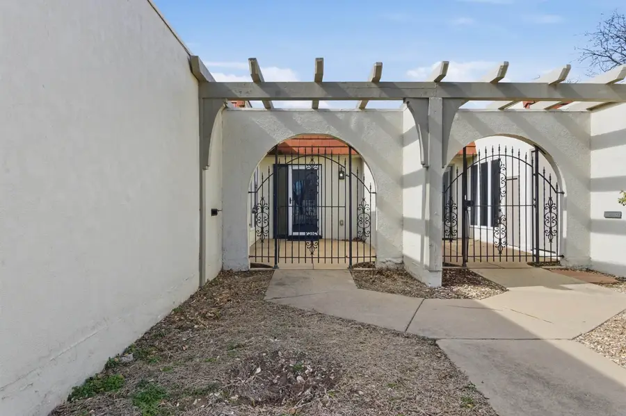 45 E Via Roma St, Wichita, KS 67230 - #2